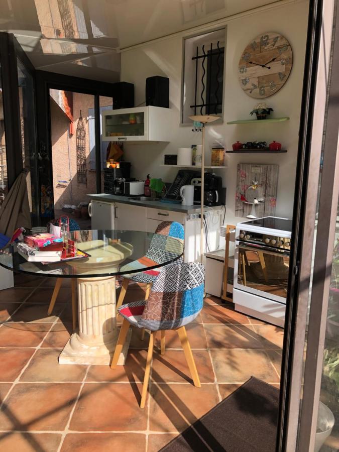 Logement Zen Sur La Colline Aux Mimosas Hyeres Exterior photo