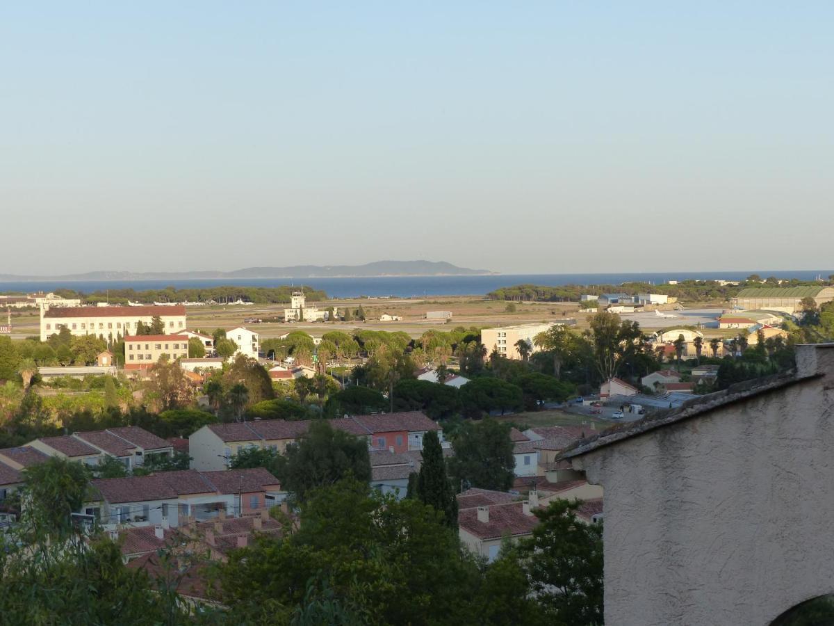 Logement Zen Sur La Colline Aux Mimosas Hyeres Exterior photo